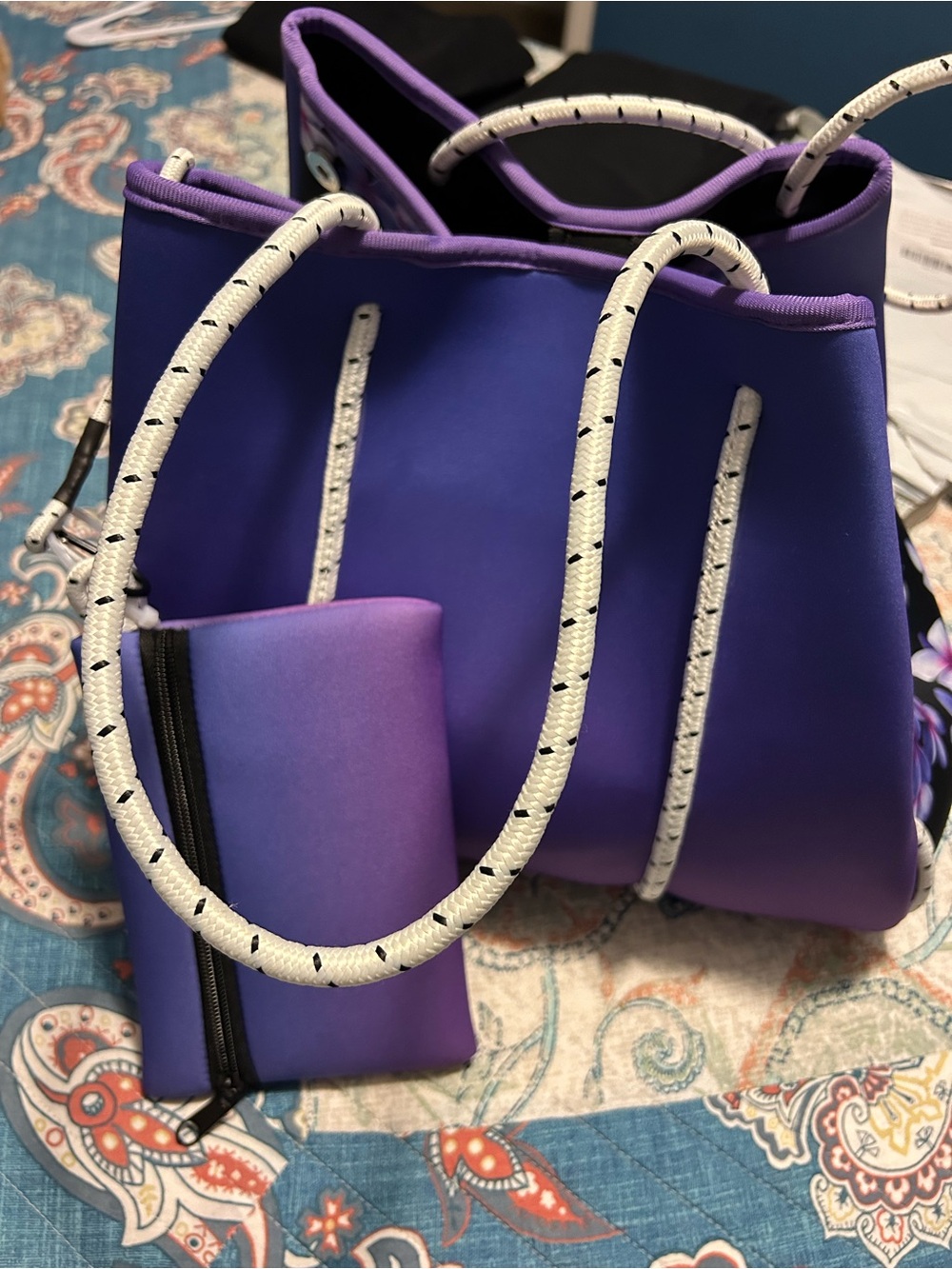 Source Unknown Purple Gradient Neoprene Tote with White Rope Handles